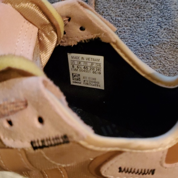 Adidas Jogger (Brandnew) - Picture 3 of 8